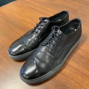 Allen Edmonds men's black leather/grey bottom dress sneakers, size 8.5